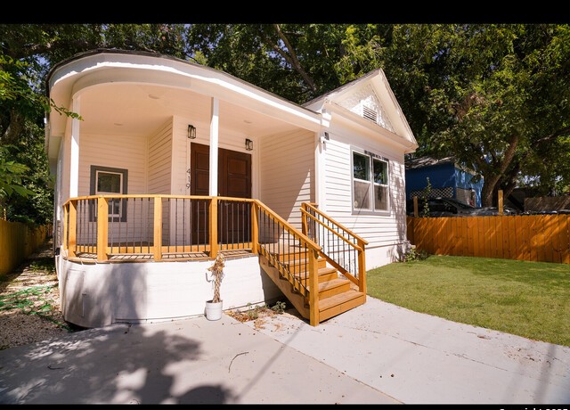 419 N Monumental