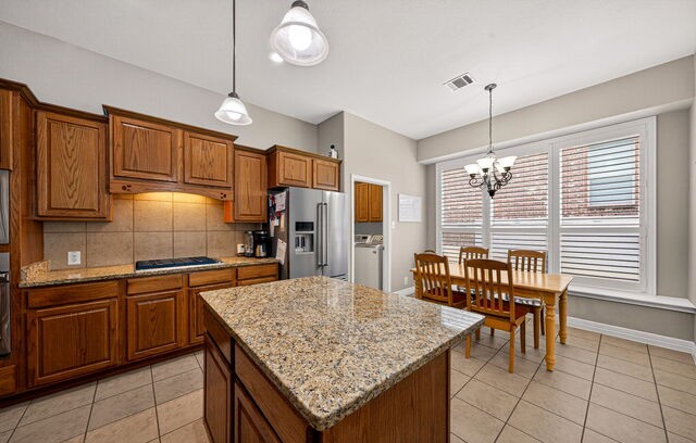8715 Rancho De Taos